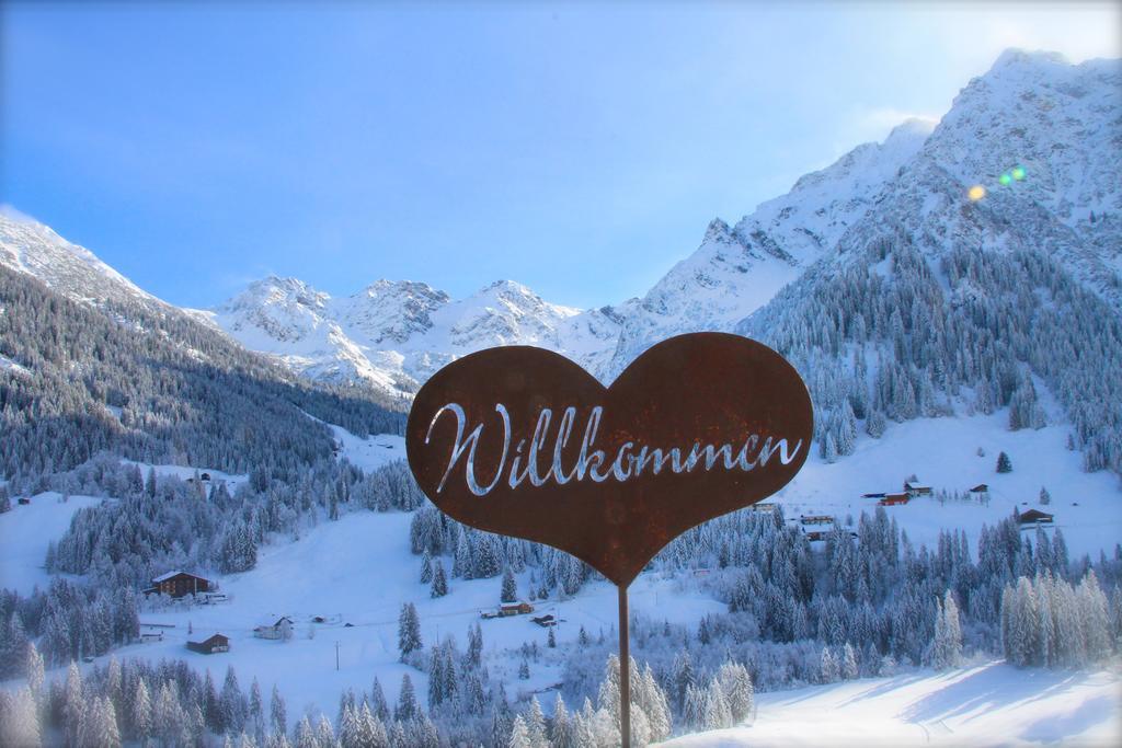 Gaestehaus Mathies Mittelberg Zewnętrze zdjęcie