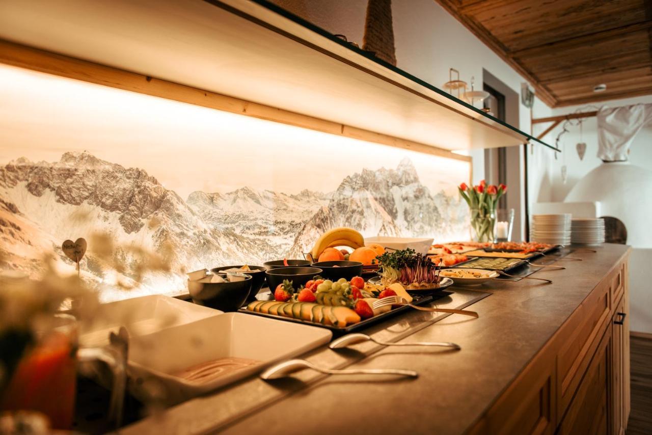 Gaestehaus Mathies Mittelberg Zewnętrze zdjęcie
